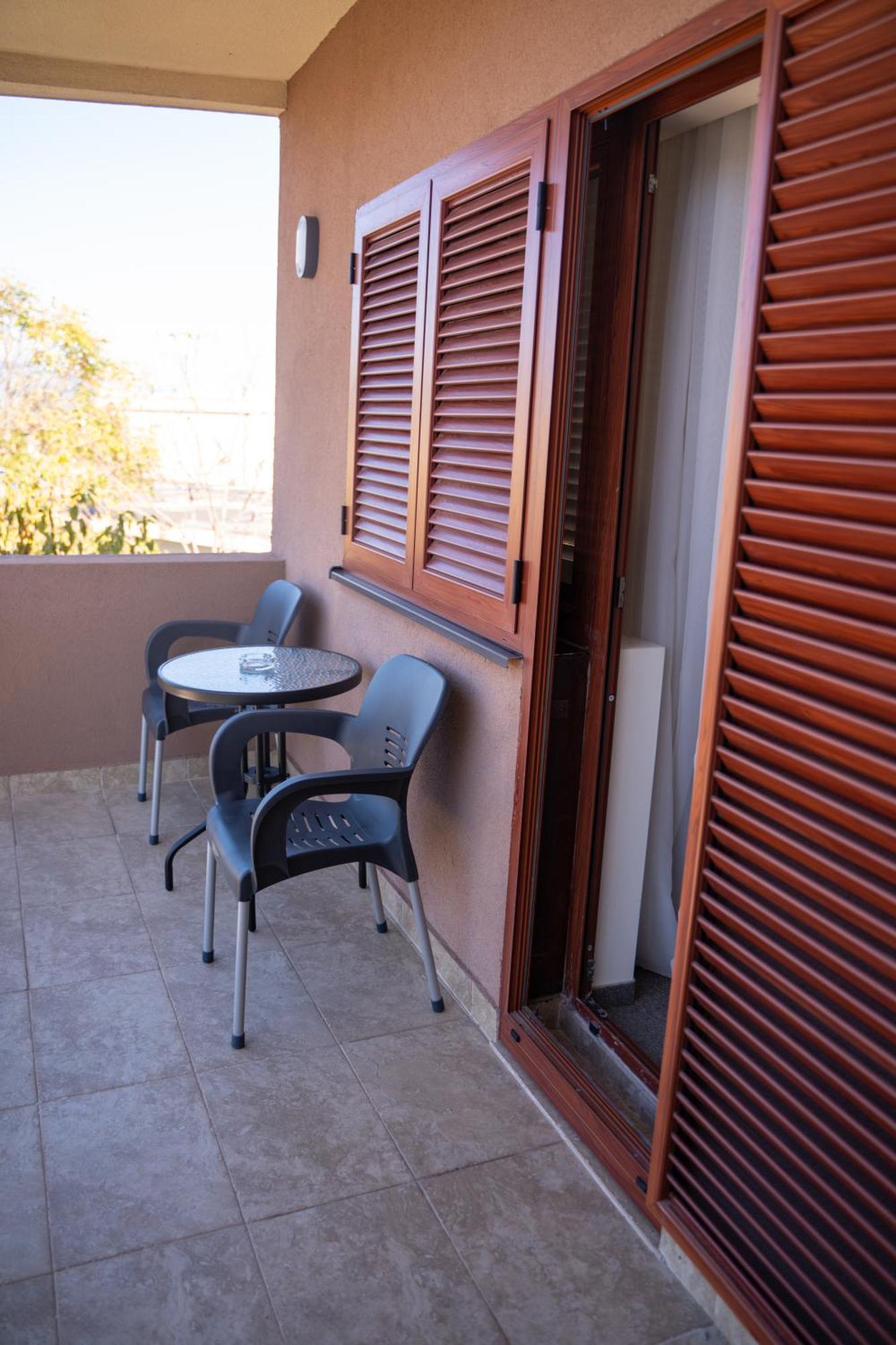 Motel Zeta Lux Mitrovici  Exterior foto